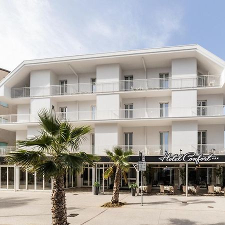 Hotel Confort Cattolica Esterno foto