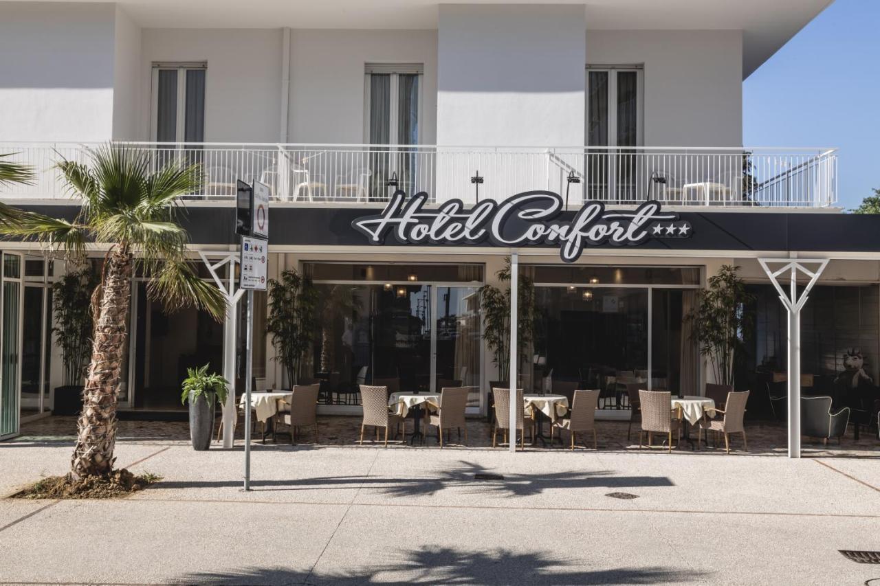 Hotel Confort Cattolica Esterno foto