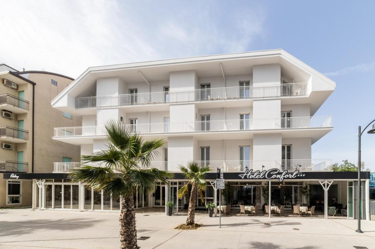 Hotel Confort Cattolica Esterno foto
